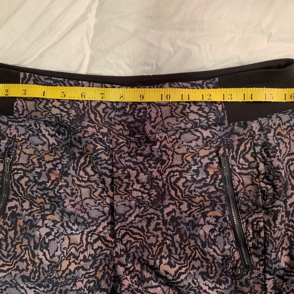 Athleta Trekkie North Jogger Pant Womens Size 8T tall Abstract Print Pull on - Picture 3 of 8